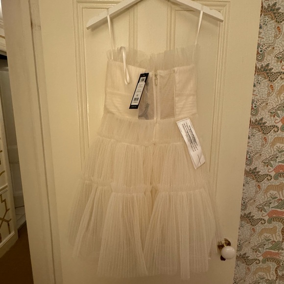 BCBG MAXAZRIA Strapless Tiered Tulle Mini Dress - Picture 1 of 2